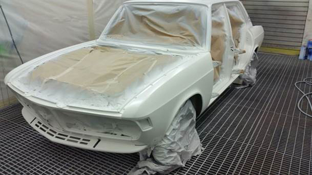 BMWMaskedBody2 BMW body ready for paint